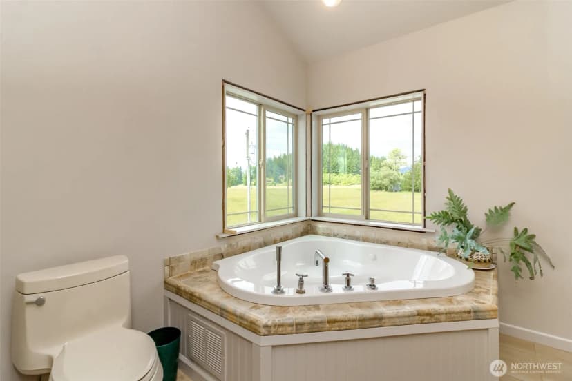 Property photo for 47335 260th Avenue Se, Enumclaw photo 30