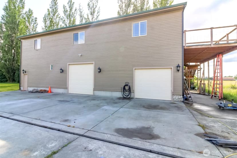Property photo for 47335 260th Avenue Se, Enumclaw photo 31