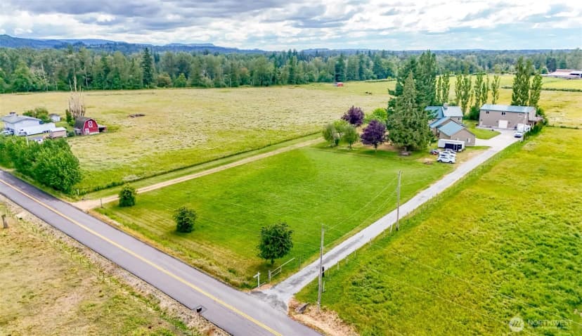 Property photo for 47335 260th Avenue Se, Enumclaw photo 6