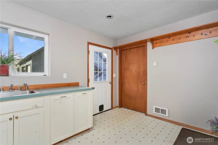 Property photo for 295 Kangas Road, Toledo photo 31