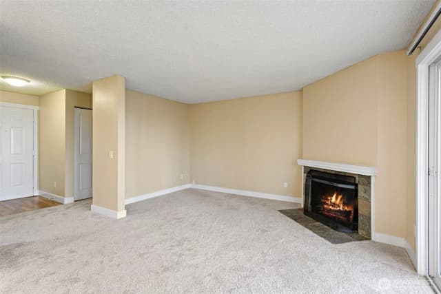 Property photo for 15230 S 43rd Street #c101, Bellevue photo 3