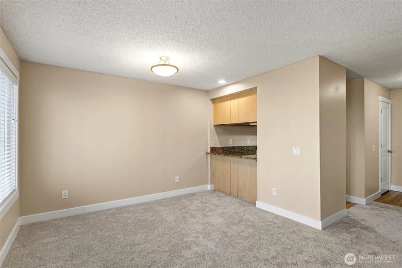 Property photo for 15230 S 43rd Street #c101, Bellevue photo 10