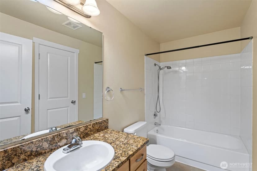 Property photo for 15230 S 43rd Street #c101, Bellevue photo 14