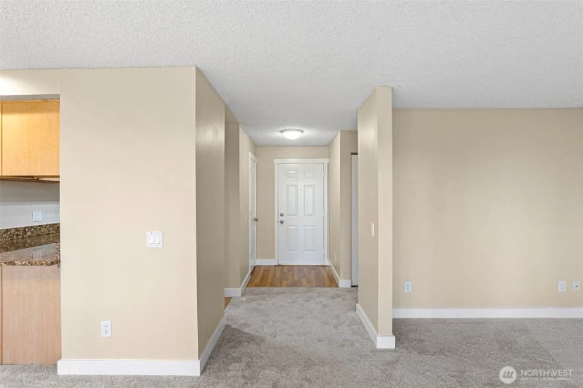 Property photo for 15230 S 43rd Street #c101, Bellevue photo 11