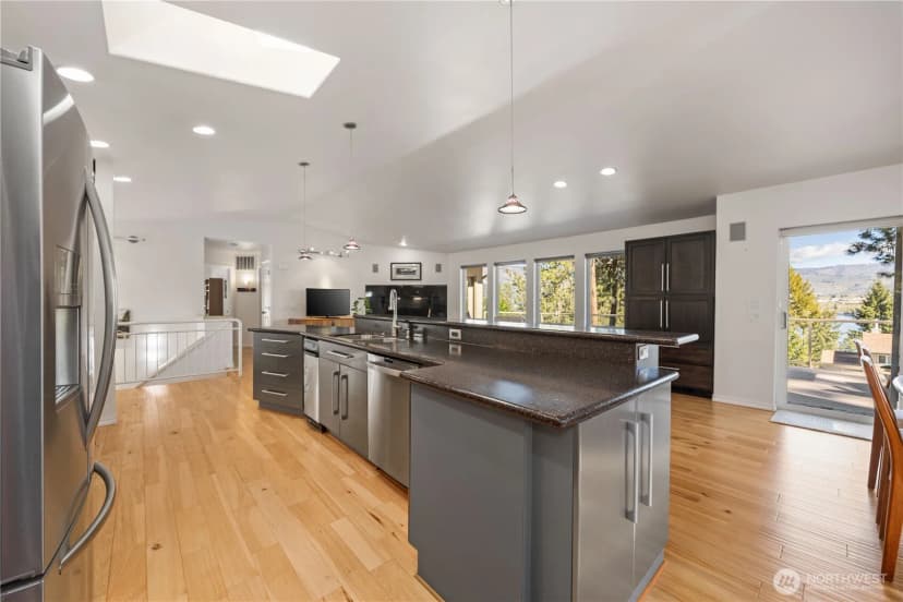 Property photo for 7379 Ridgeview Drive, Chelan photo 17