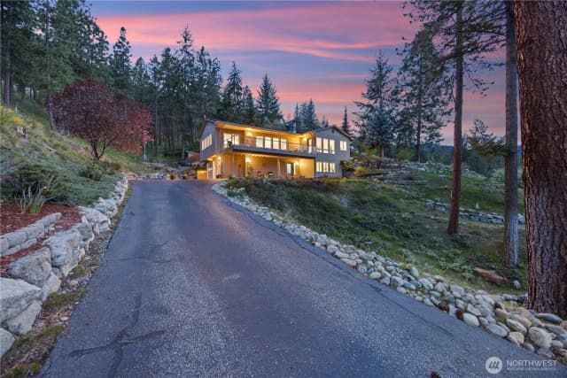 Property photo for 7379 Ridgeview Drive, Chelan photo 3
