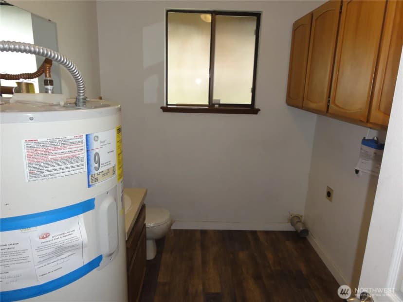 Property photo for 523 160th Street E, Tacoma photo 14