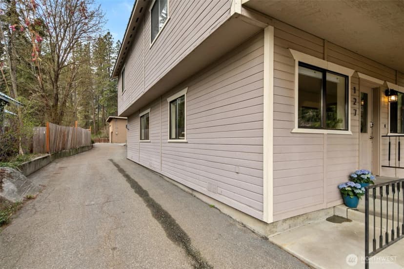 Property photo for 127 Mill Street, Leavenworth photo 30