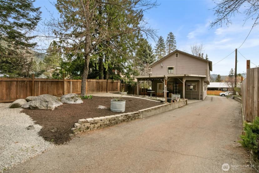 Property photo for 127 Mill Street, Leavenworth photo 23