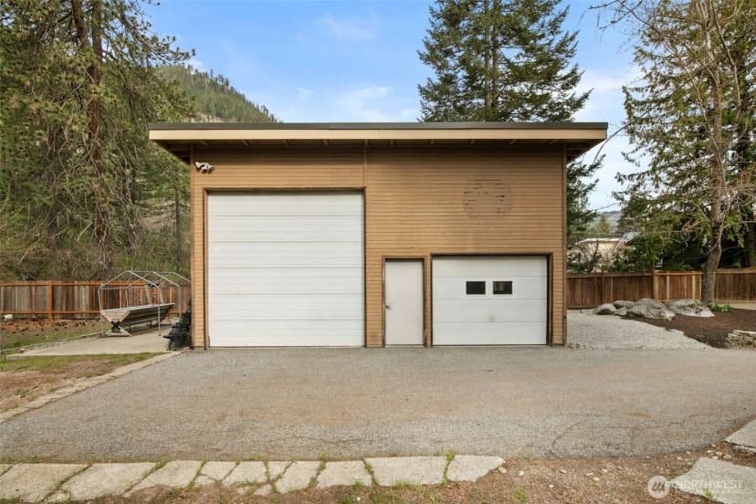 Property photo for 127 Mill Street, Leavenworth photo 25