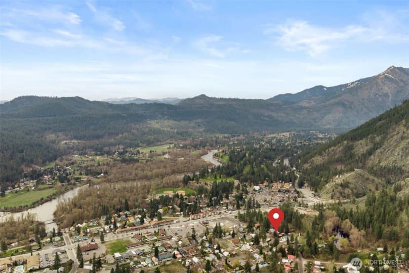 Property photo for 127 Mill Street, Leavenworth photo 34