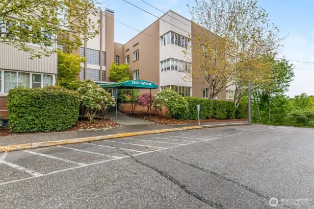 Property photo for 1800 Taylor Avenue N #305, Seattle photo 5