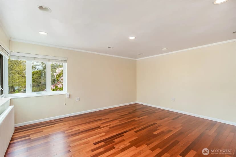 Property photo for 1800 Taylor Avenue N #305, Seattle photo 17