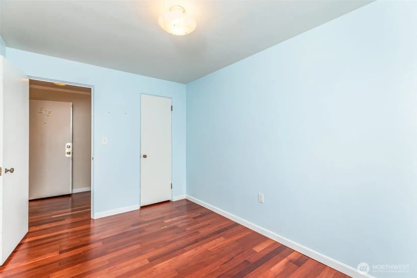 Property photo for 1800 Taylor Avenue N #305, Seattle photo 16
