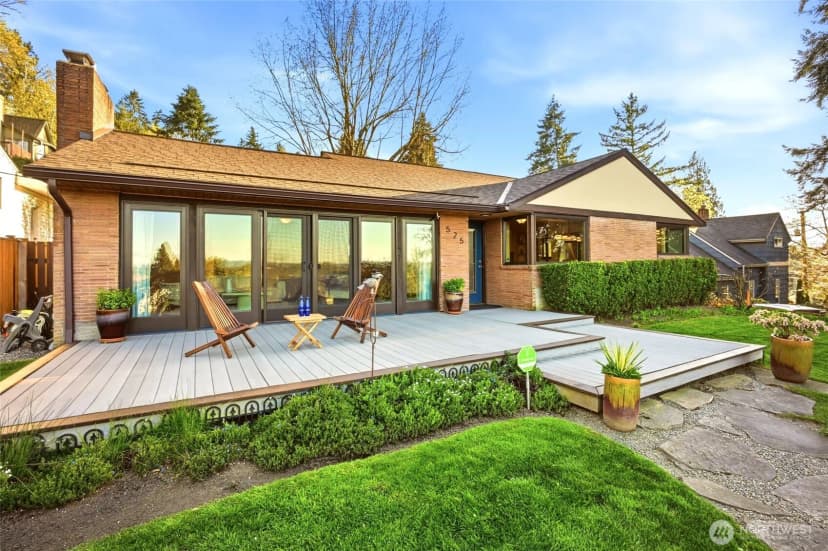 Property photo for 525 Kenosia Avenue S, Kent