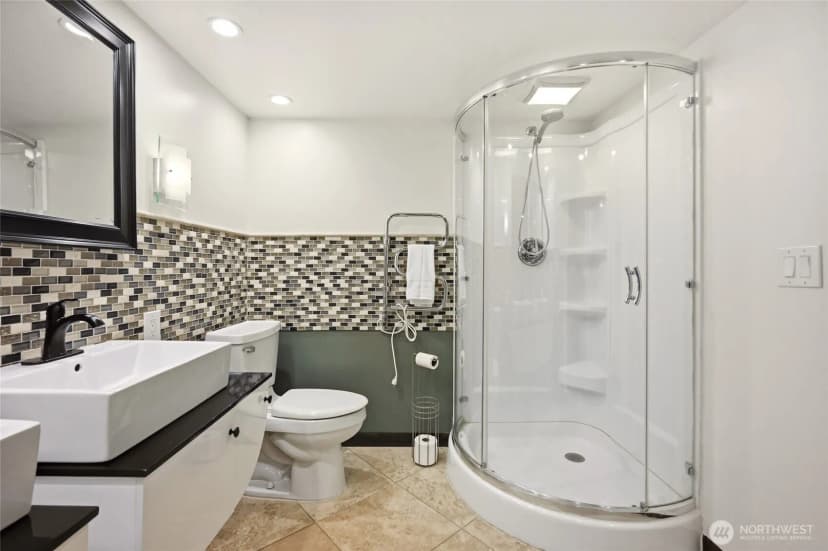 Property photo for 525 Kenosia Avenue S, Kent photo 26