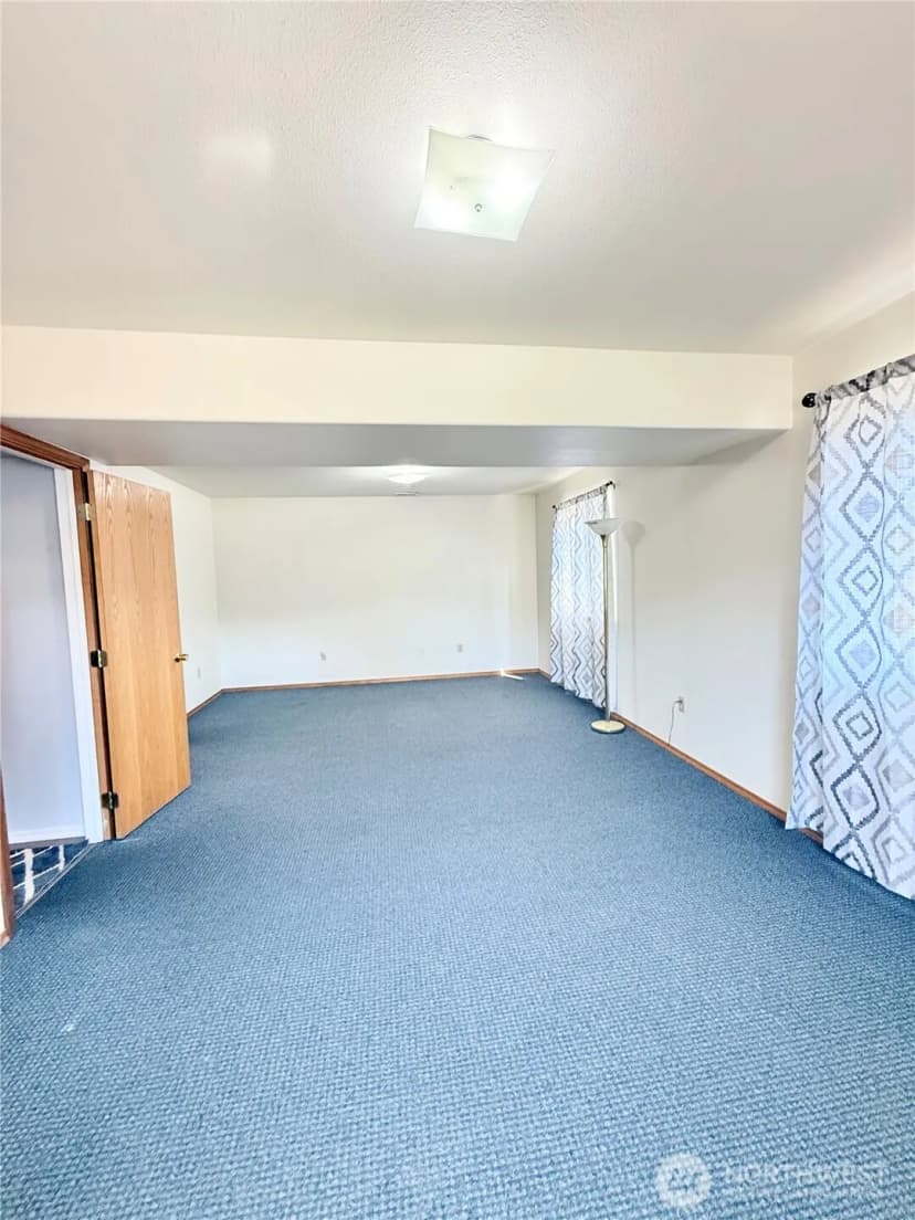 Property photo for 47 Kruse Street, Omak photo 33
