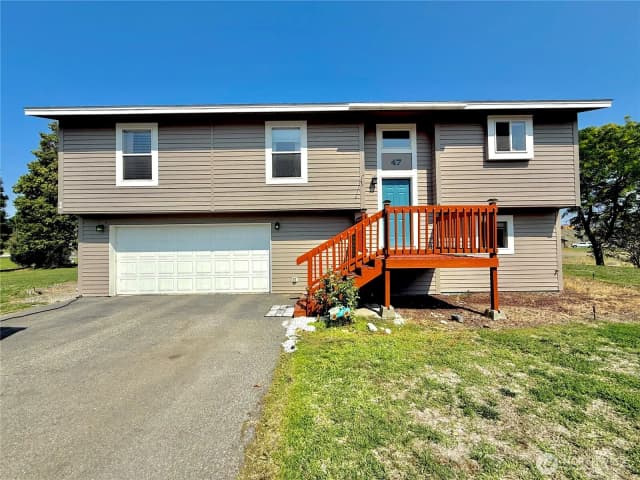 Property photo for 47 Kruse Street, Omak