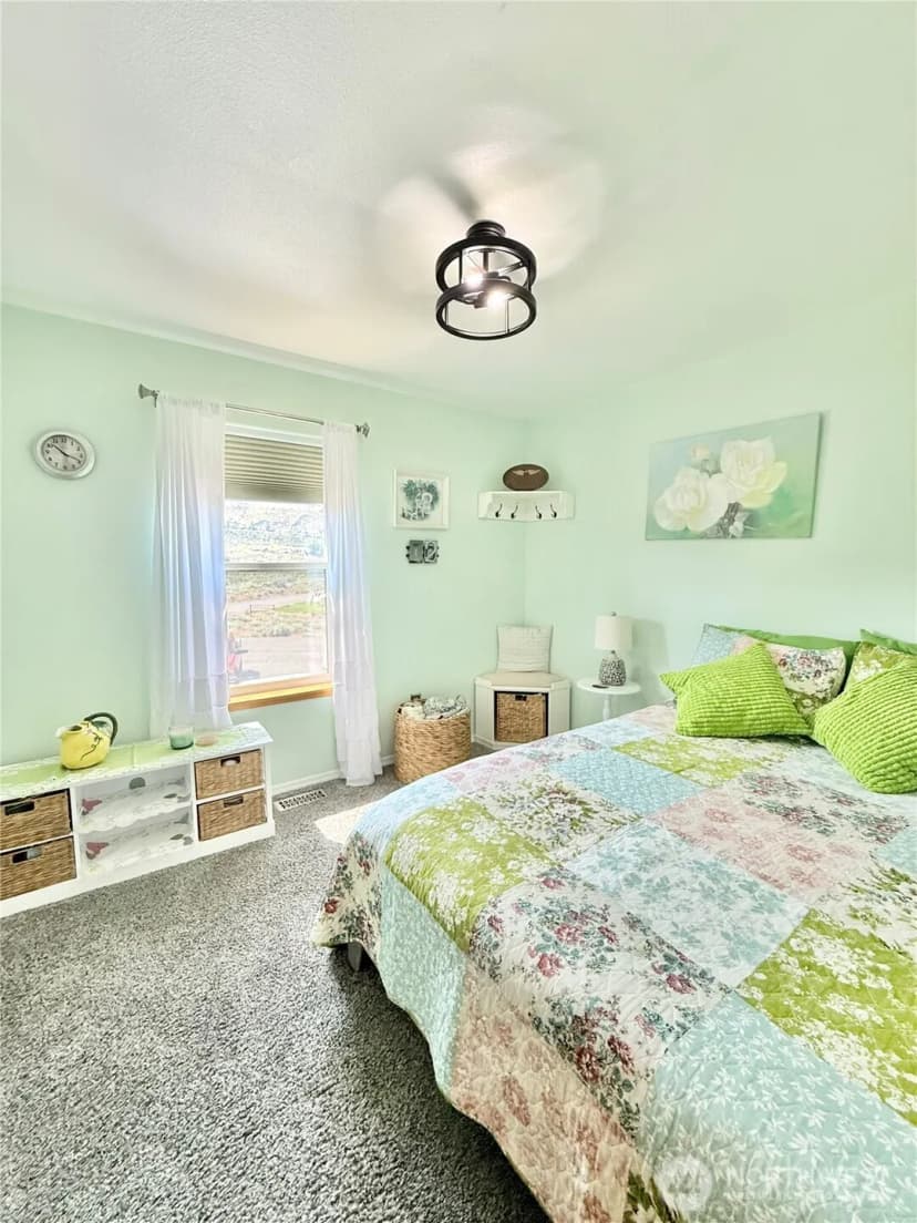 Property photo for 47 Kruse Street, Omak photo 24