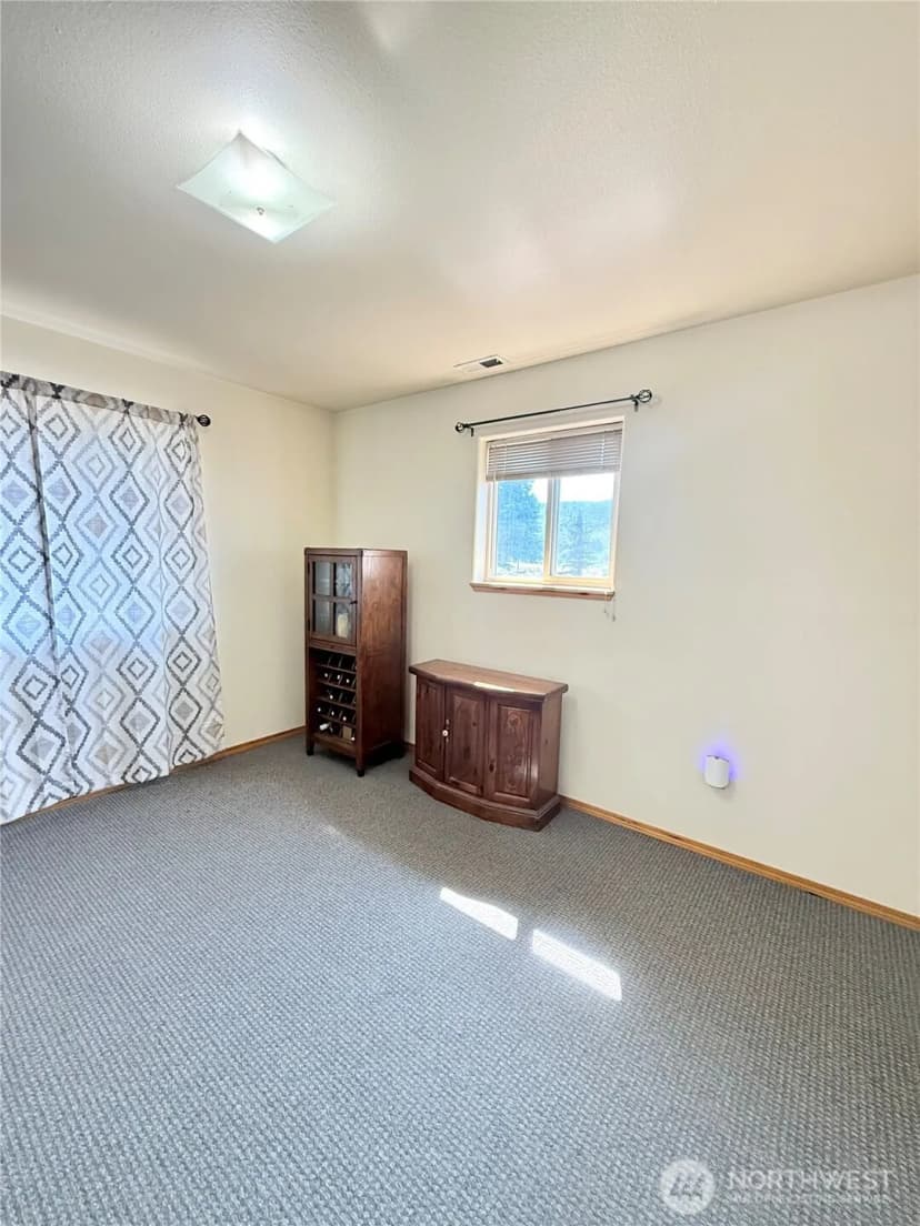 Property photo for 47 Kruse Street, Omak photo 35