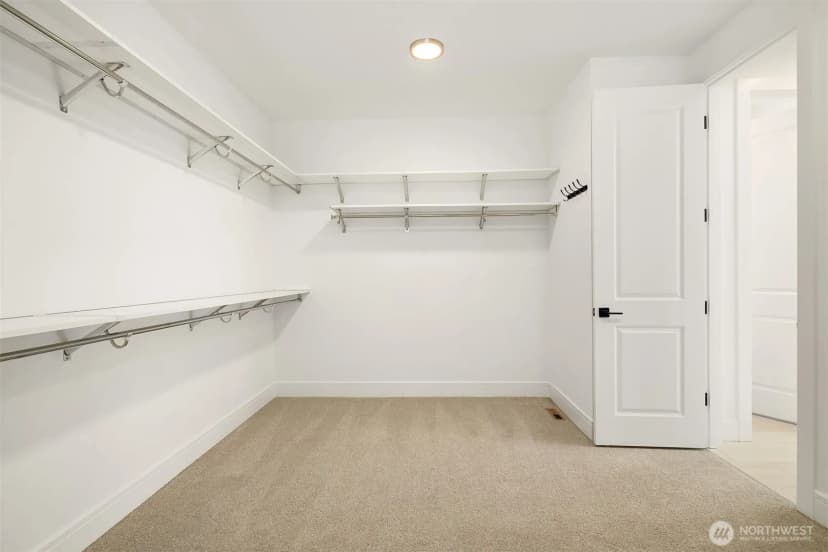 Property photo for 11292 Se 61st Place, Bellevue photo 28