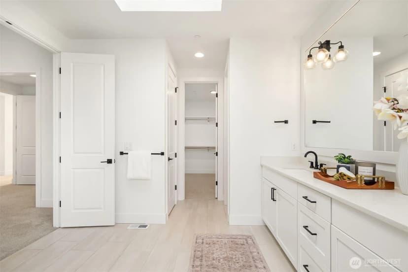 Property photo for 11292 Se 61st Place, Bellevue photo 27