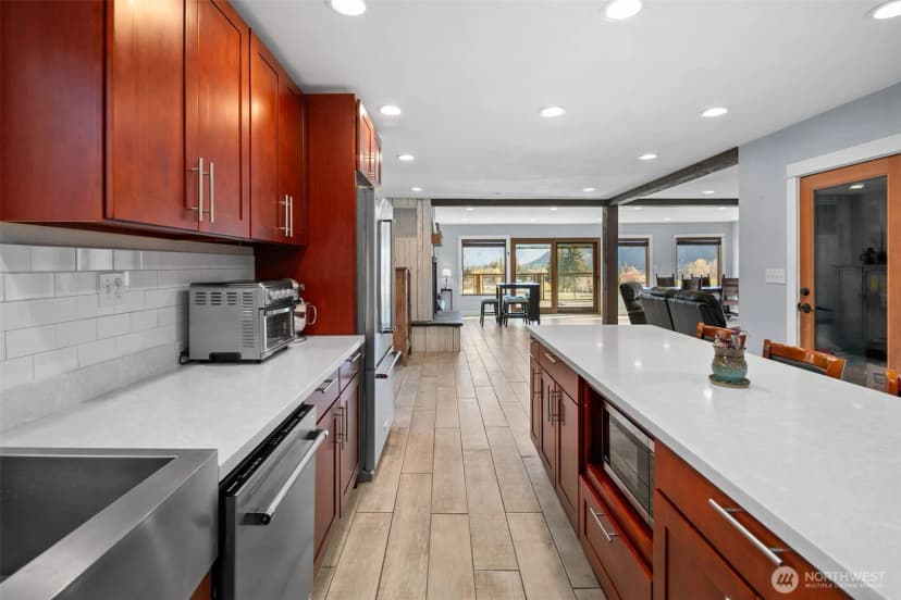 Property photo for 10285 Ski Hill Drive, Leavenworth photo 13