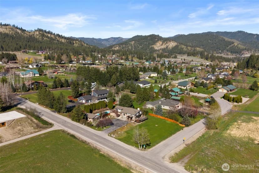 Property photo for 10285 Ski Hill Drive, Leavenworth photo 38