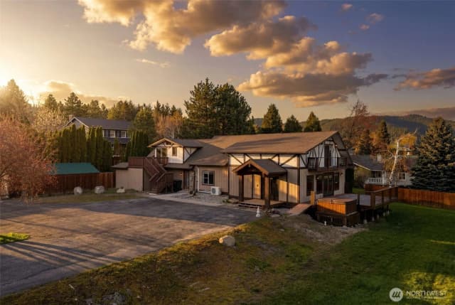 Property photo for 10285 Ski Hill Drive, Leavenworth photo 2