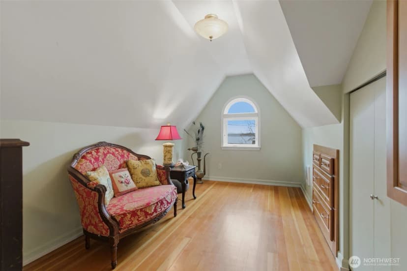 Property photo for 9272 Fauntleroy Way Sw, Seattle photo 15