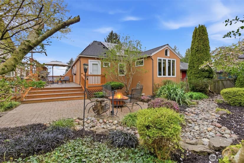 Property photo for 9272 Fauntleroy Way Sw, Seattle photo 29