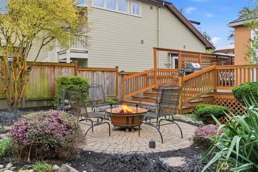 Property photo for 9272 Fauntleroy Way Sw, Seattle photo 28