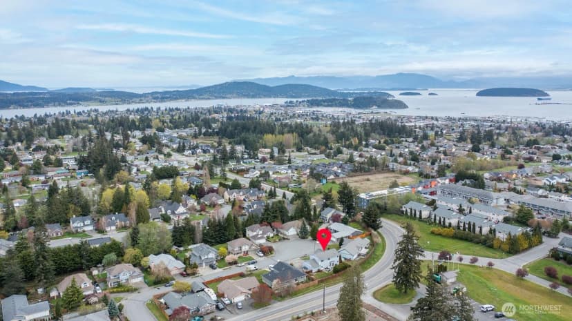 Property photo for 2215 37th Court, Anacortes photo 38