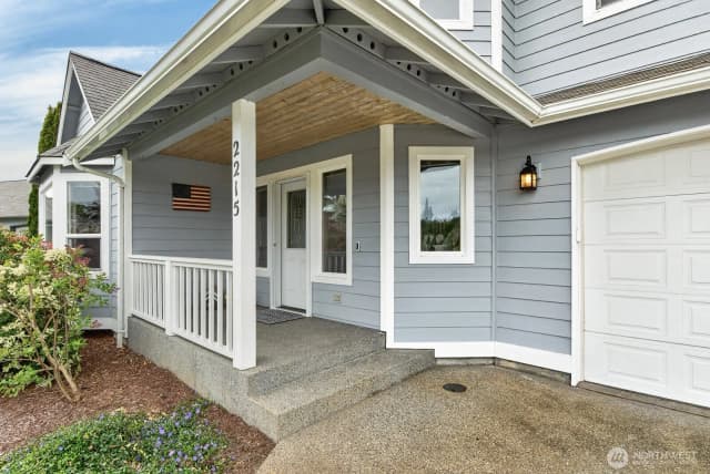 Property photo for 2215 37th Court, Anacortes photo 3