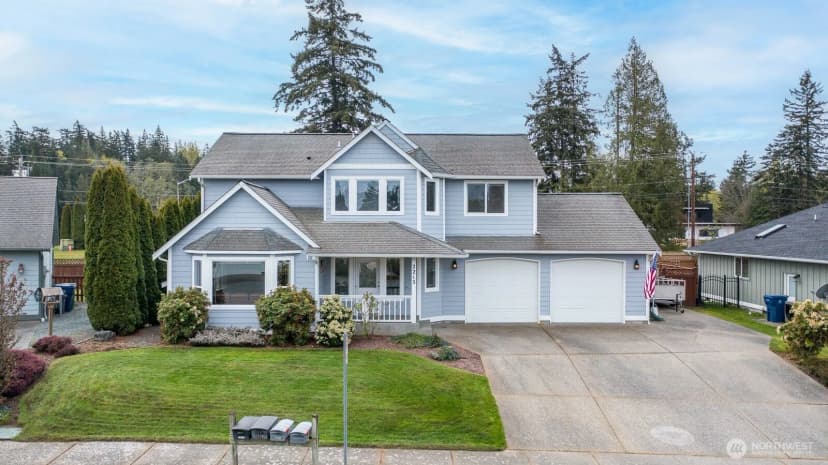 Property photo for 2215 37th Court, Anacortes
