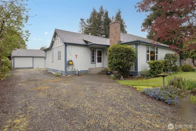 Property photo for 15120 Elm Street E, Sumner photo 2
