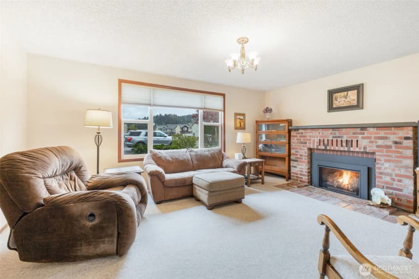 Property photo for 15120 Elm Street E, Sumner photo 4