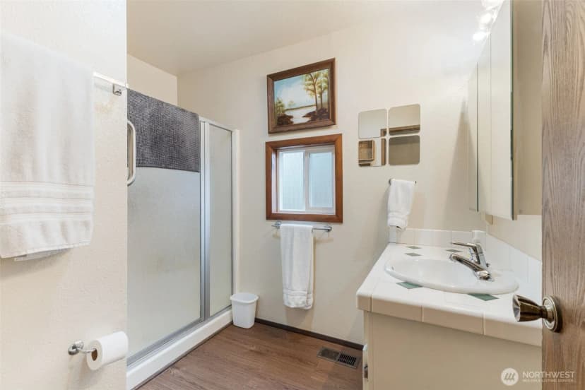 Property photo for 15120 Elm Street E, Sumner photo 25