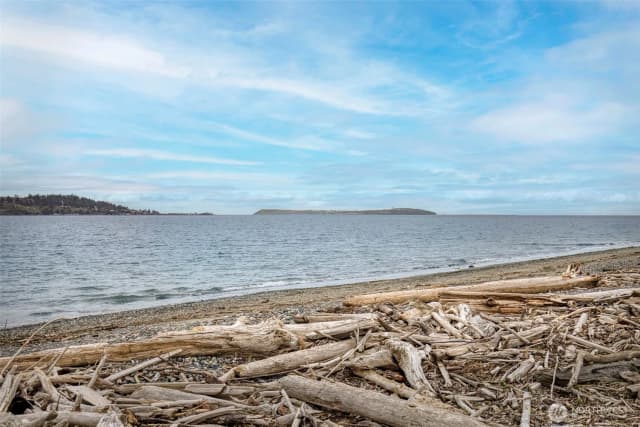 Property photo for 840 Beckett Point Road, Port Townsend photo 3