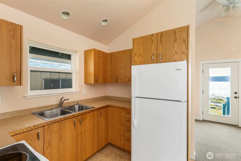 Property photo for 840 Beckett Point Road, Port Townsend photo 14
