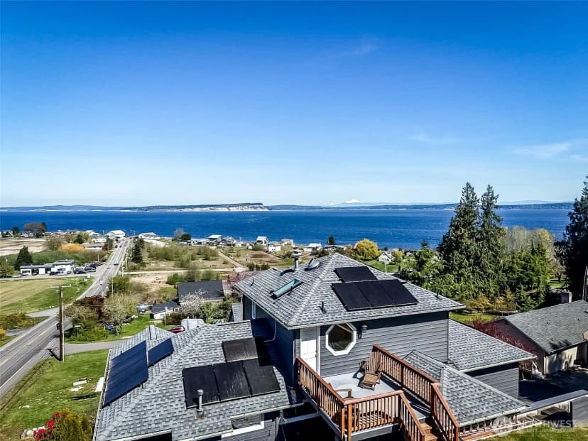 Property photo for 7609 Ne Bruce Lane, Hansville
