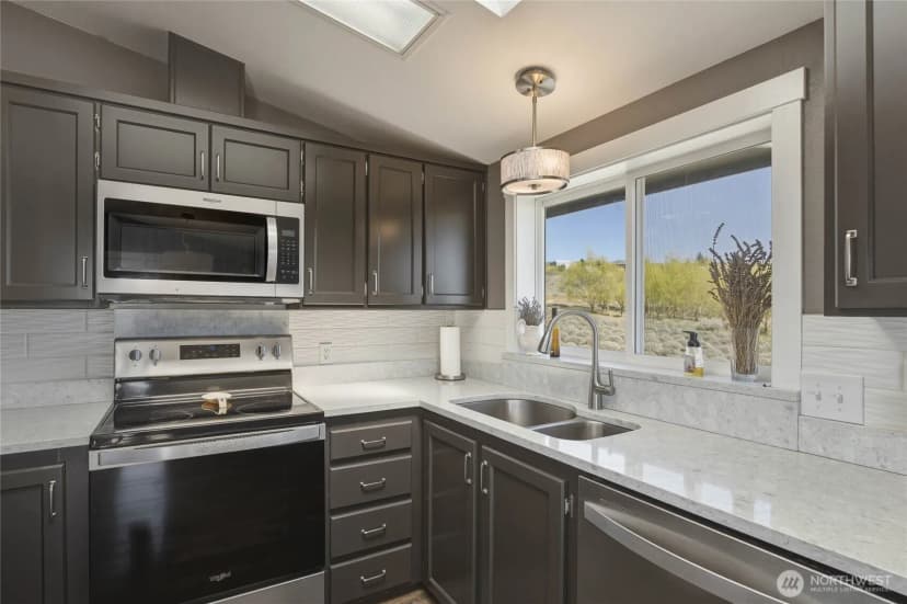 Property photo for 117 Freese Road, Quincy photo 6