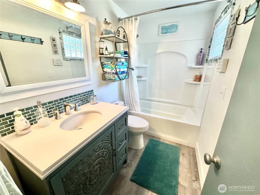Property photo for 15217 Pacific Way, Long Beach photo 13