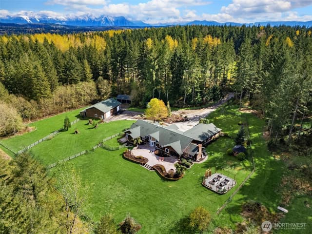 Property photo for 7828 Tolt Highlands Road Ne, Carnation photo 3