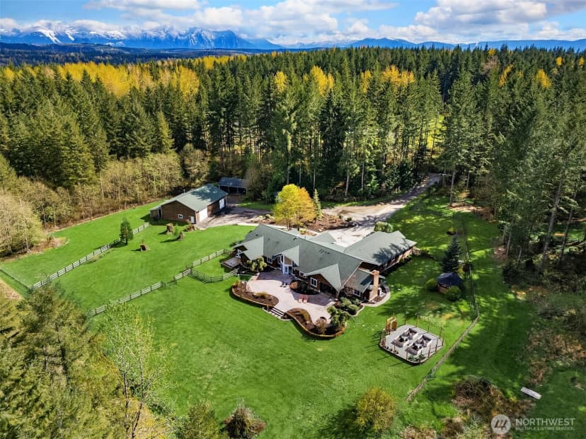 Property photo for 7828 Tolt Highlands Road Ne, Carnation photo 3