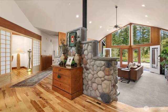 Property photo for 7828 Tolt Highlands Road Ne, Carnation photo 4