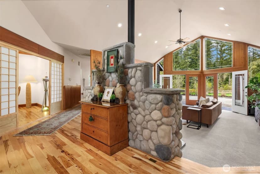 Property photo for 7828 Tolt Highlands Road Ne, Carnation photo 4
