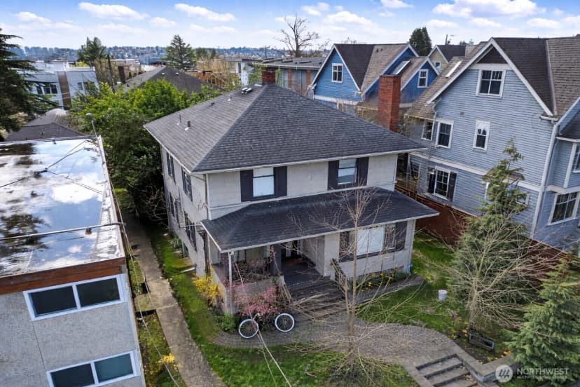 Property photo for 807 N 49th Street, Seattle photo 6