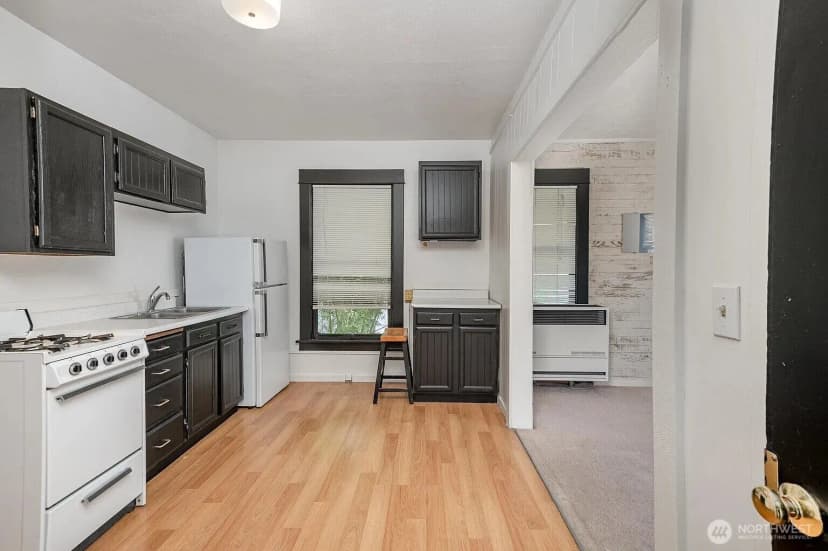 Property photo for 807 N 49th Street, Seattle photo 20