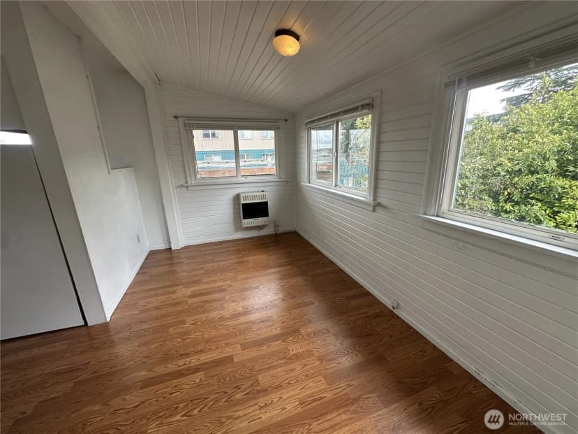 Property photo for 807 N 49th Street, Seattle photo 13